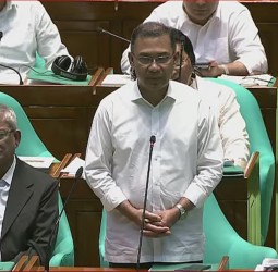 শিক্ষকদের পেশাগত মর্যাদা রক্ষায় সম্মানী বৃদ্ধি জরুরি: প্রধানমন্ত্রী